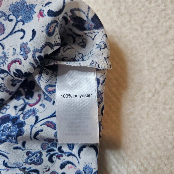 Maurices blue floral halter top - size Large - Picture 6 of 8